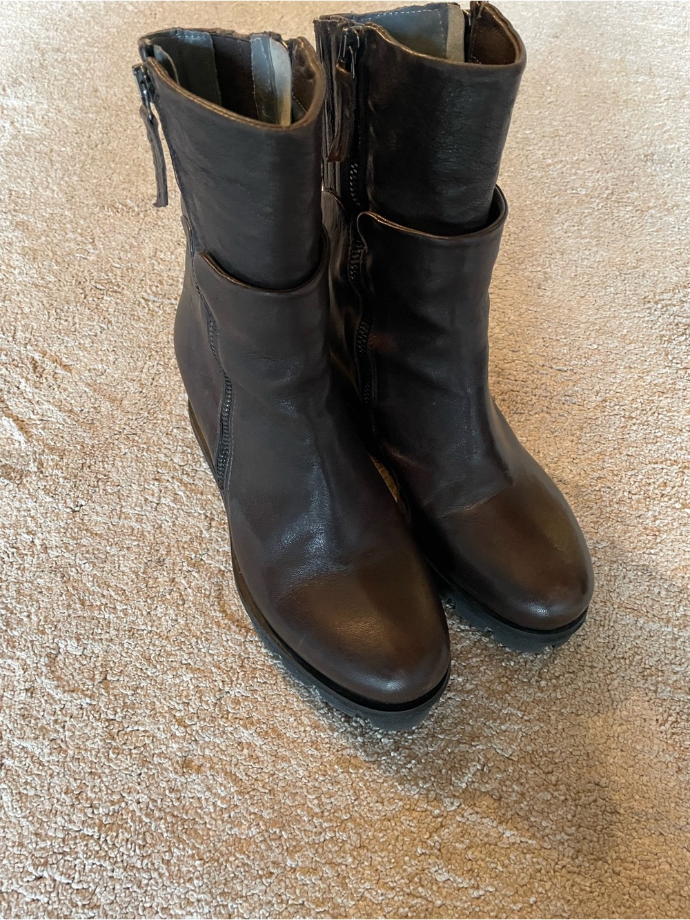 Women’s Black Leather Mid-Calf Zip Heeled Boots